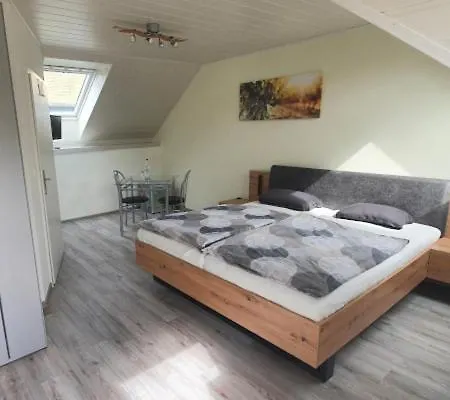 Weingut Und Gaestehaus Fritz イン *