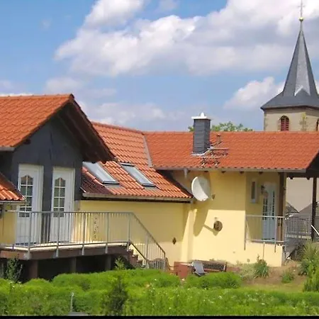 Weingut Und Gaestehaus Fritz イン